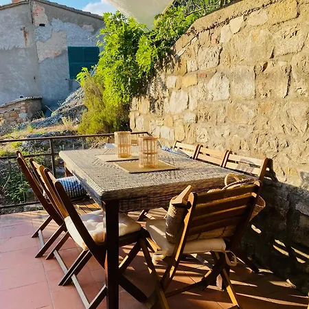 Tuscan Townhouse Montemassi