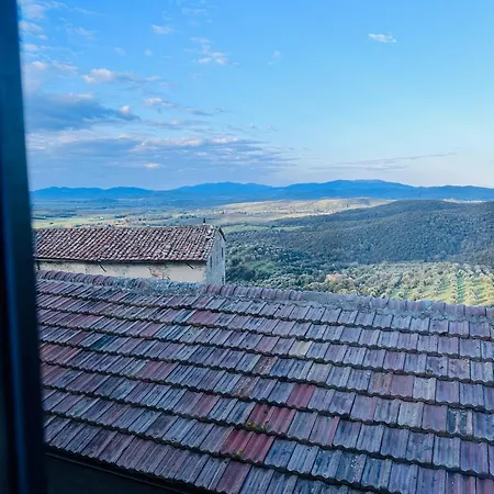 Tuscan Townhouse *